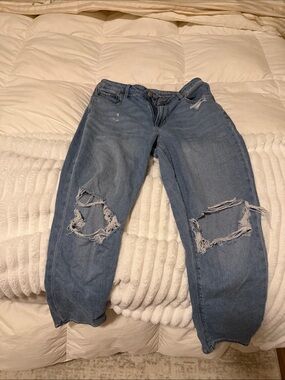 American Eagle Outfitters Distressed Light Blue Boyfriend Jeans